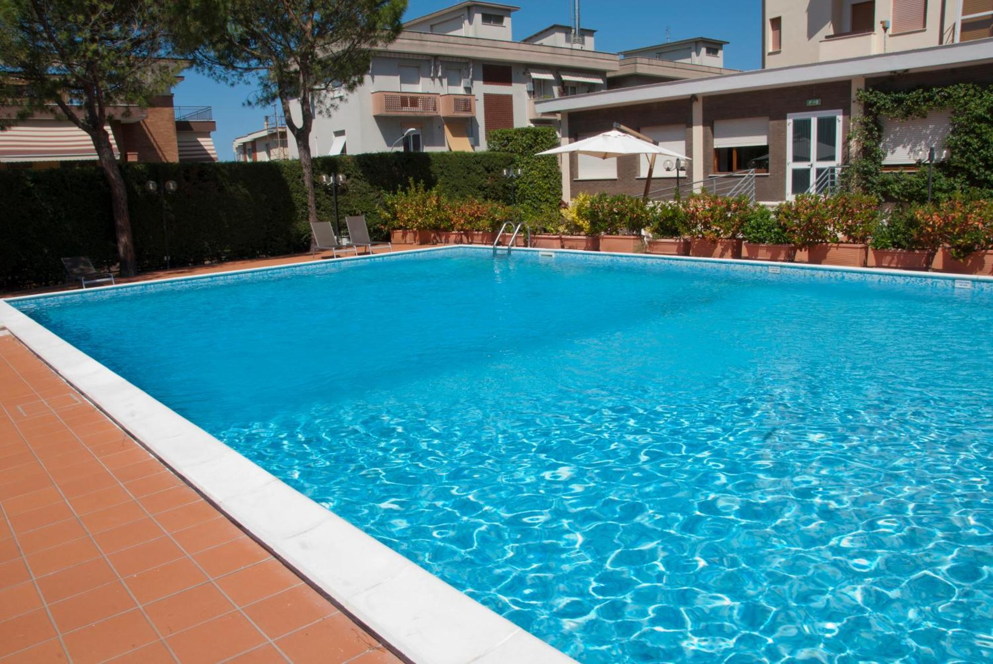 Hotel Touring Falconara Marittima Extérieur photo